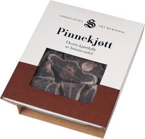 Spekeloftet Pinnekjøtt Ekstra Kjøttfullt Av Lammesadel