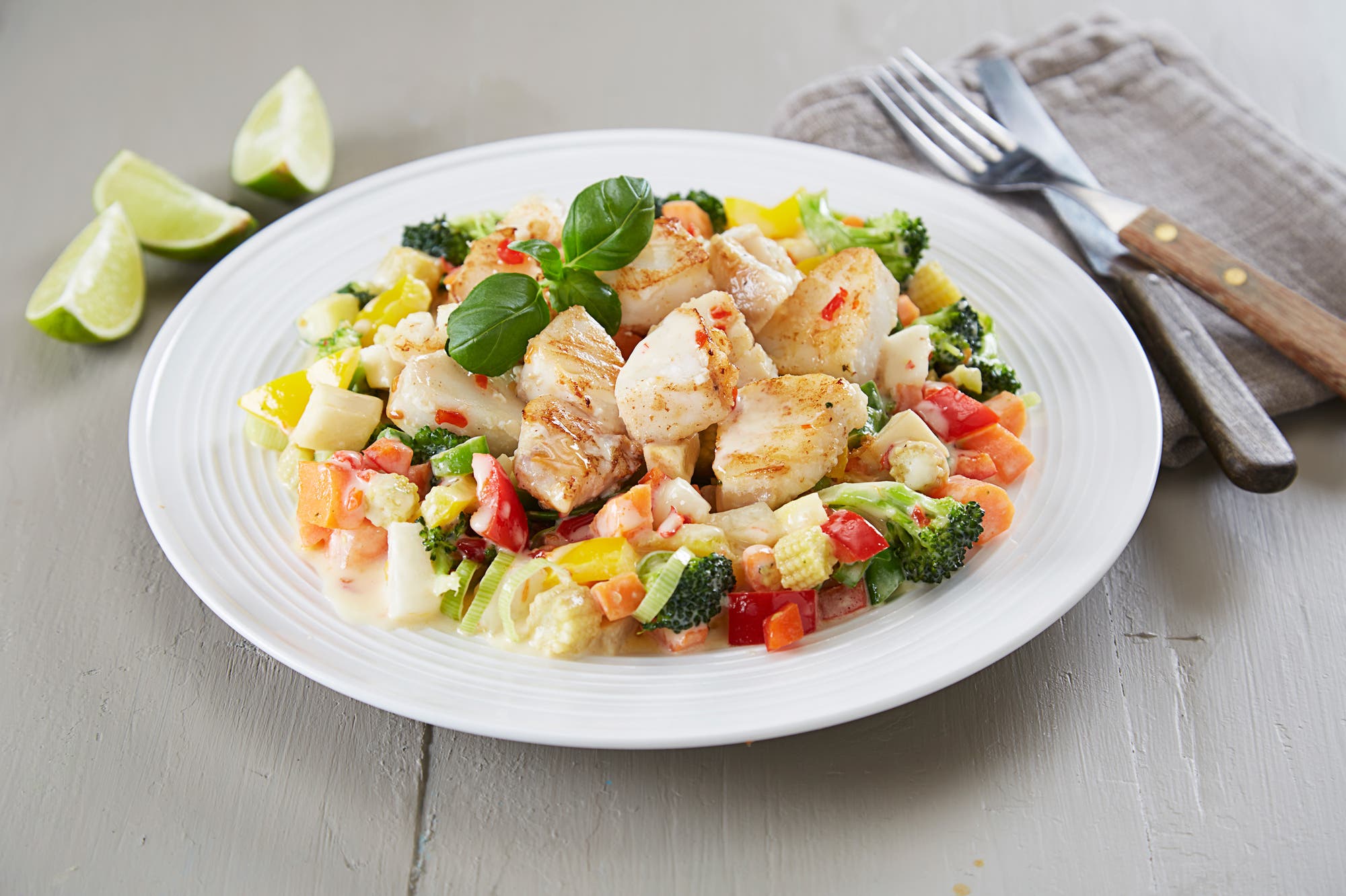 Stekt torsk med eksotisk grønnsaksstuing