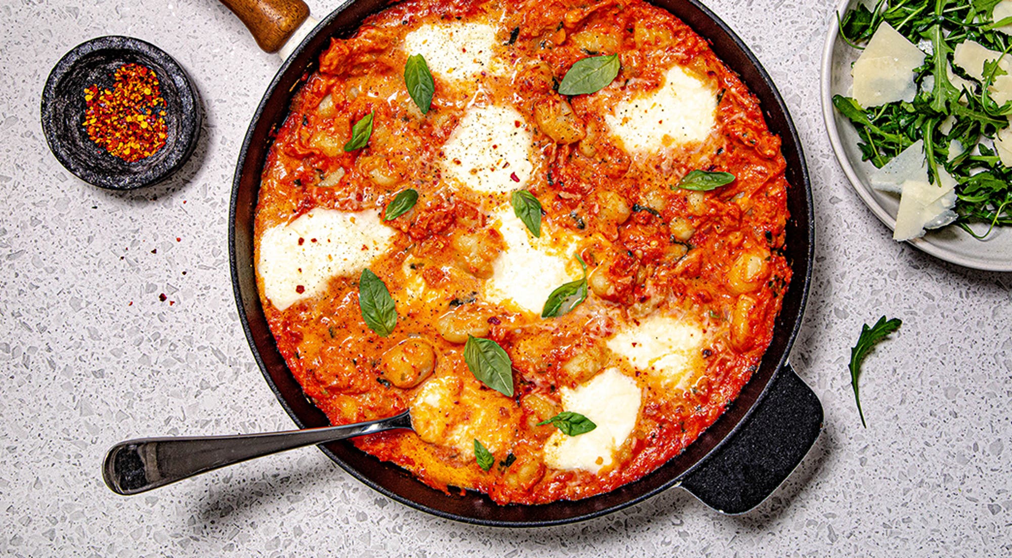 Gnocchipanne med mozzarella