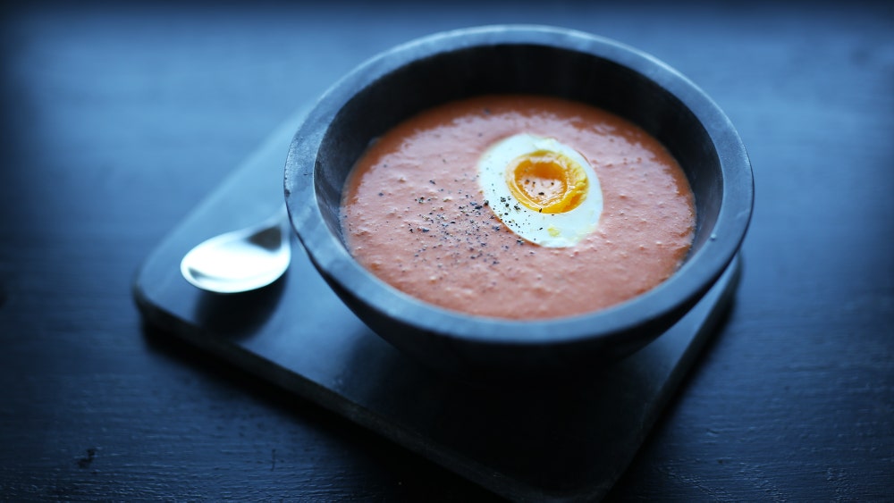 Tomatsuppe med egg