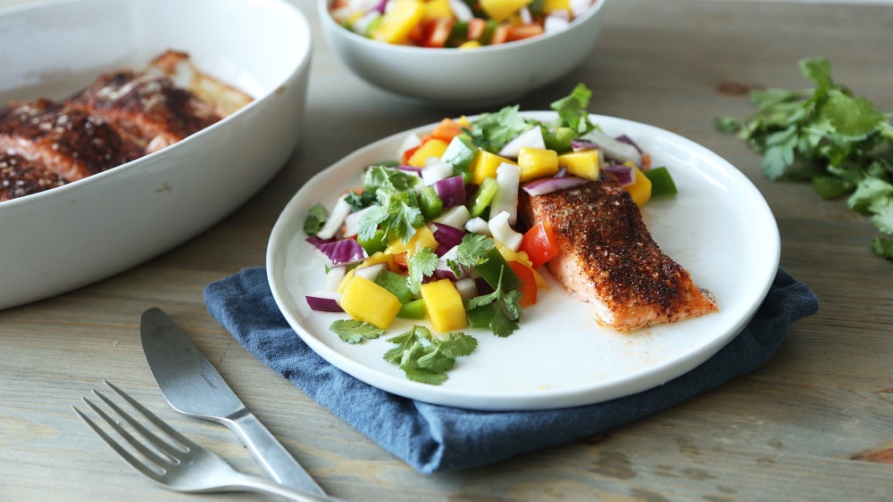 Laks med mangosalsa