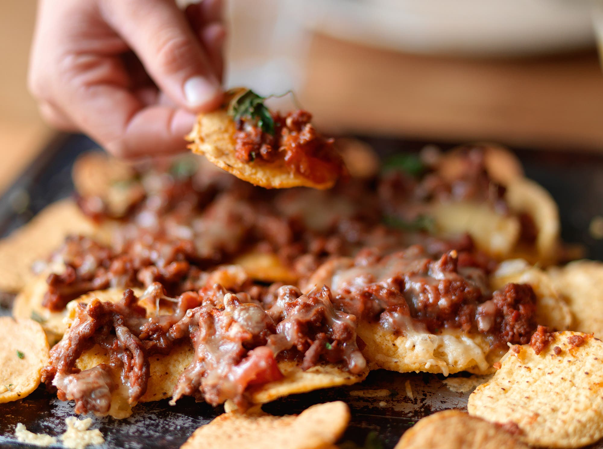 Nachos med bønnesalat og guacamole