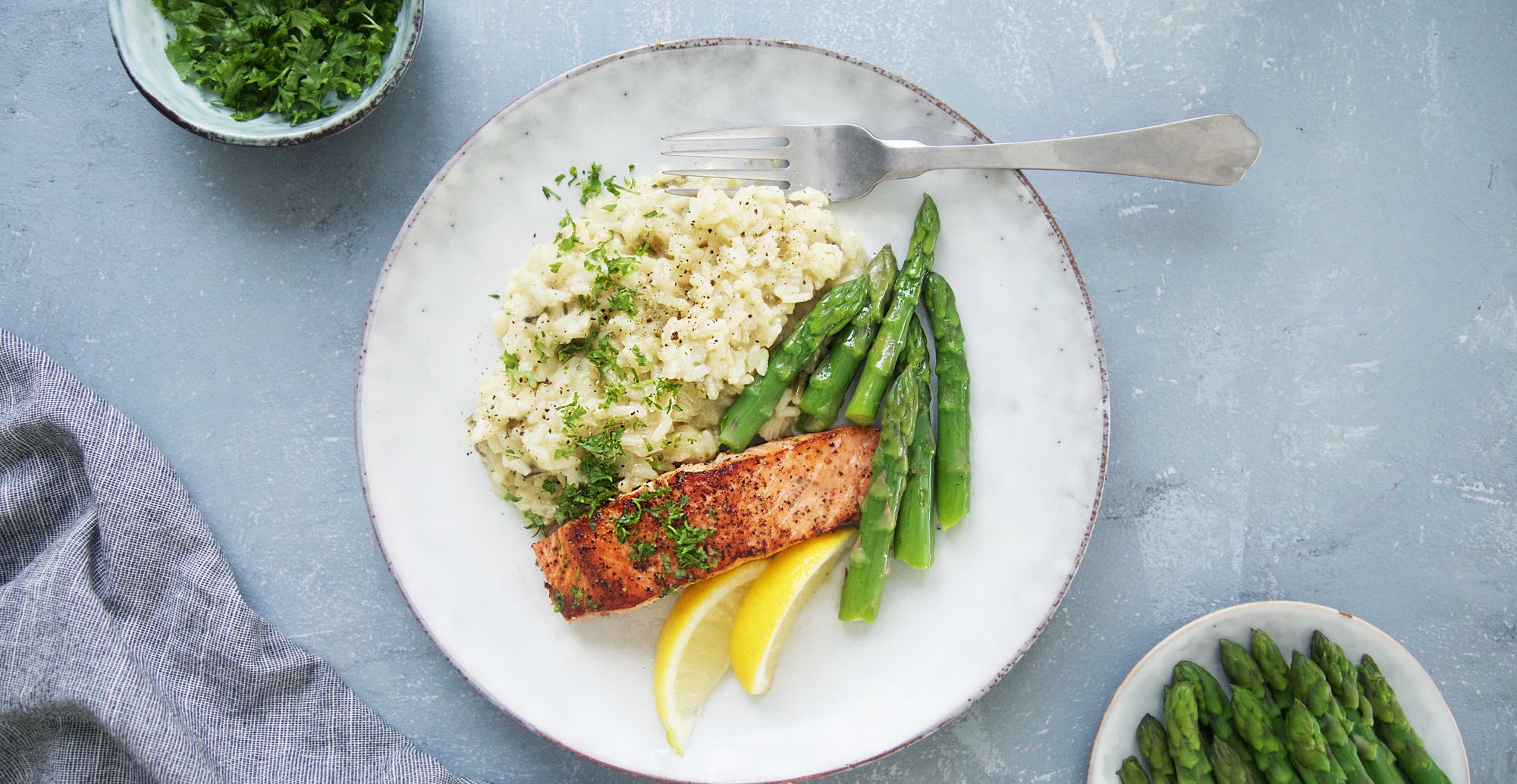 Risotto med laks og asparges
