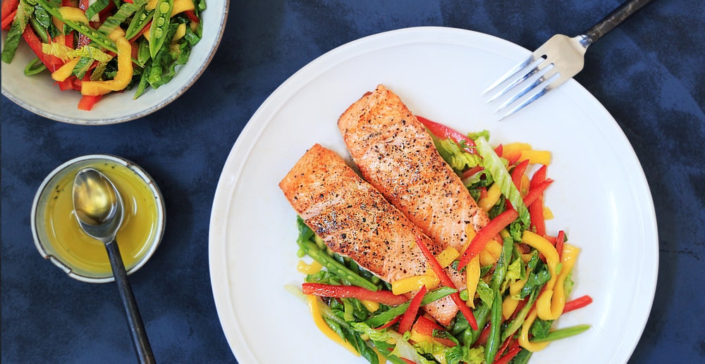 Laks med en mangosalat